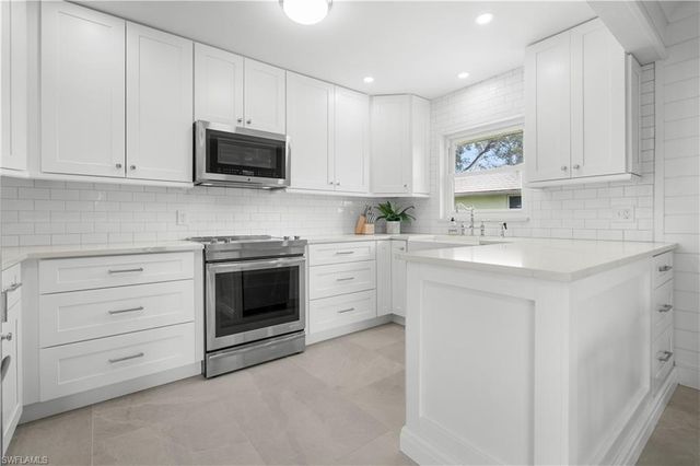 250 Lanchester CT 35, Naples, FL 34112