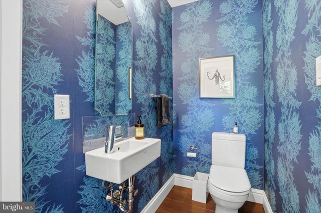 207 CURWEN RD, Bryn Mawr, PA 19010