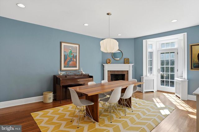 207 CURWEN RD, Bryn Mawr, PA 19010
