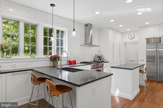 207 CURWEN RD, Bryn Mawr, PA 19010