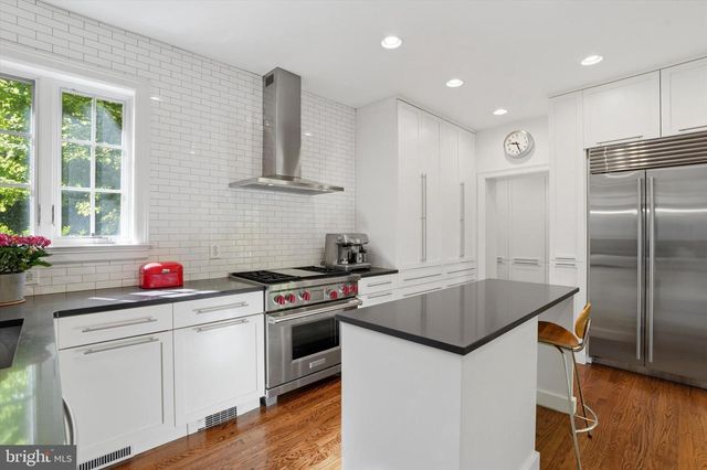 207 CURWEN RD, Bryn Mawr, PA 19010