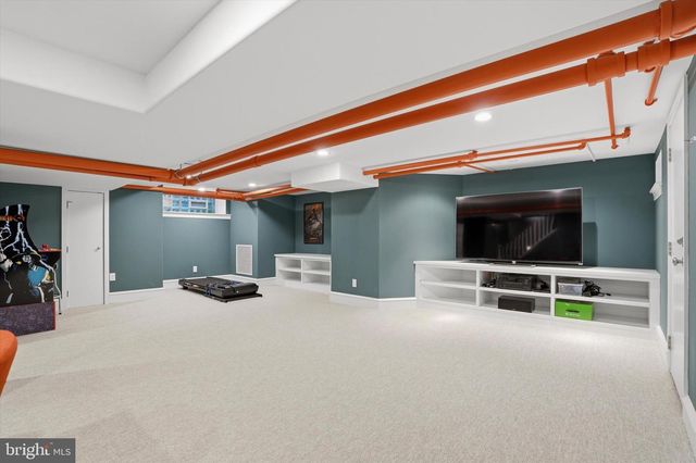 207 CURWEN RD, Bryn Mawr, PA 19010