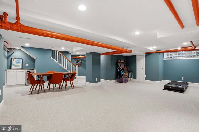 207 CURWEN RD, Bryn Mawr, PA 19010