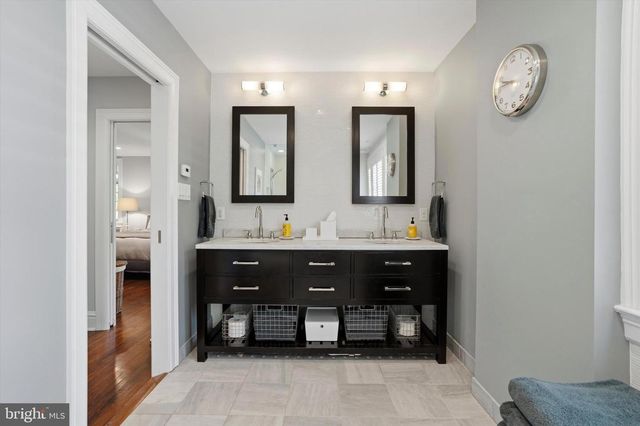 207 CURWEN RD, Bryn Mawr, PA 19010