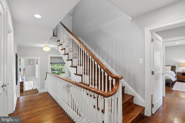 207 CURWEN RD, Bryn Mawr, PA 19010