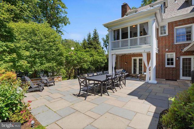 207 CURWEN RD, Bryn Mawr, PA 19010