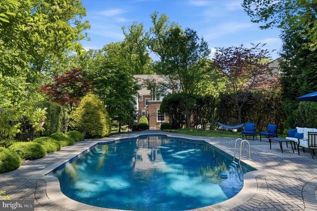 207 CURWEN RD, Bryn Mawr, PA 19010