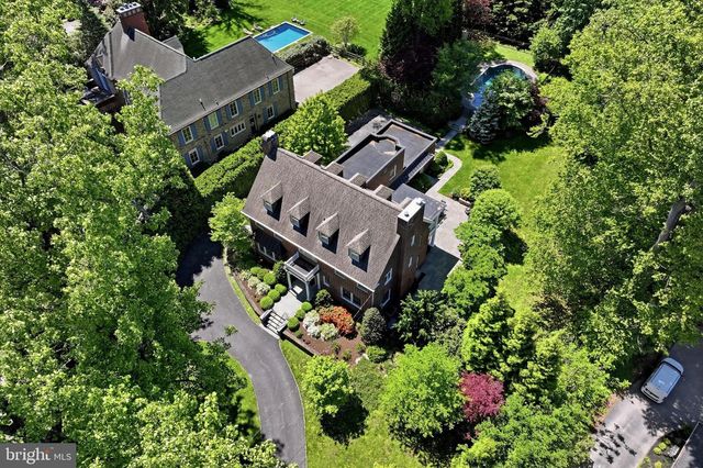 207 CURWEN RD, Bryn Mawr, PA 19010