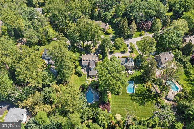 207 CURWEN RD, Bryn Mawr, PA 19010