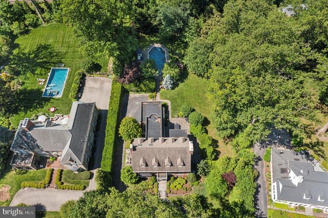 207 CURWEN RD, Bryn Mawr, PA 19010