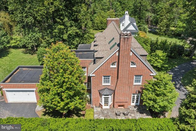 207 CURWEN RD, Bryn Mawr, PA 19010