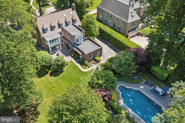 207 CURWEN RD, Bryn Mawr, PA 19010