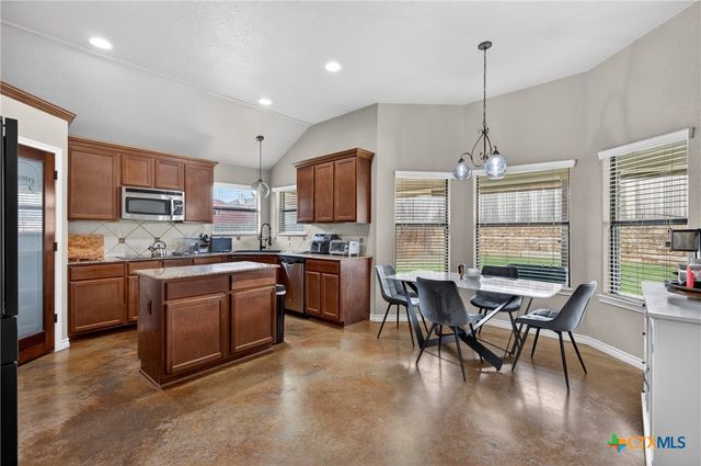 2805 Traditions Drive, Killeen, TX 76549