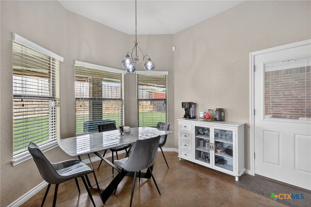 2805 Traditions Drive, Killeen, TX 76549