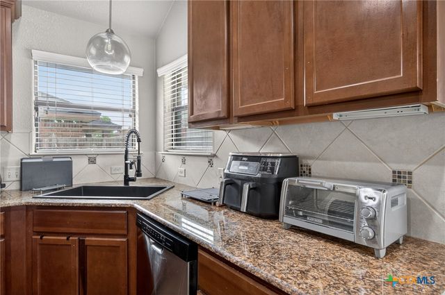2805 Traditions Drive, Killeen, TX 76549