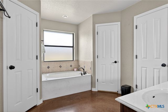 2805 Traditions Drive, Killeen, TX 76549