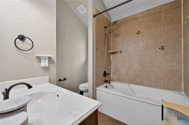 2805 Traditions Drive, Killeen, TX 76549