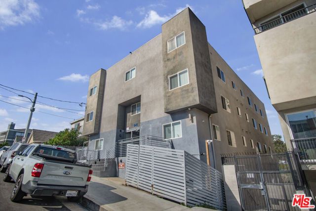 845 N Bunker Hill Avenue, Los Angeles, CA 90012