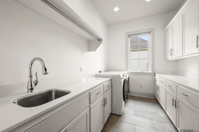 7027 Fleur De Lis, Zachary, LA 70791