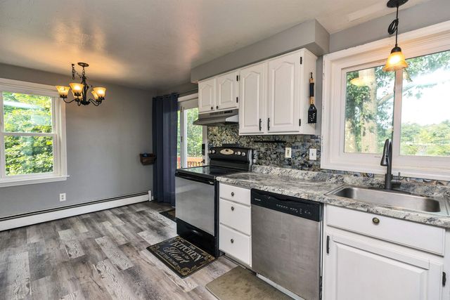 44 Emerald Street, Manchester, NH 03103