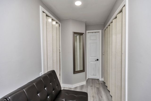 44 Emerald Street, Manchester, NH 03103