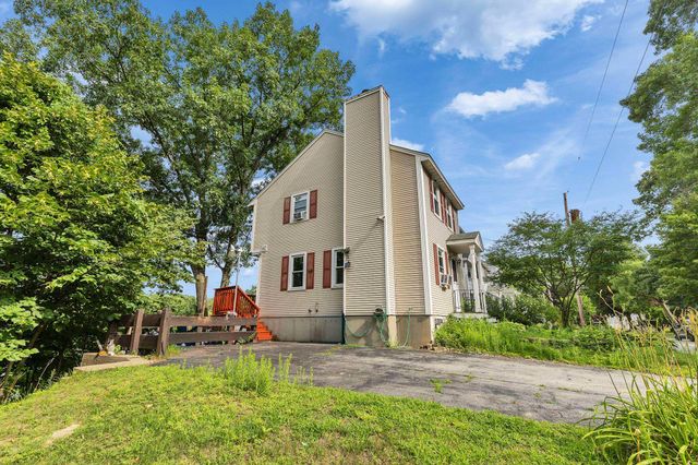 44 Emerald Street, Manchester, NH 03103