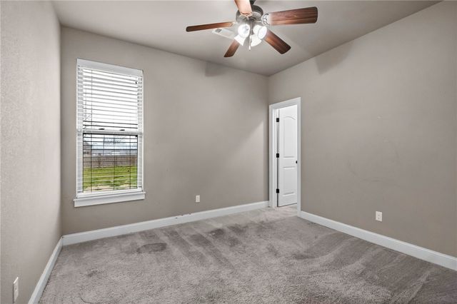 5642 Huntsville Road, Fayetteville, AR 72701