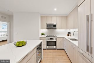 701 SWANN AVE #103, Alexandria, VA 22301