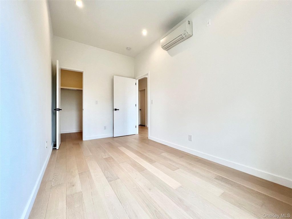 427 Metropolitan Avenue, Brooklyn, NY 11211 — photo 5