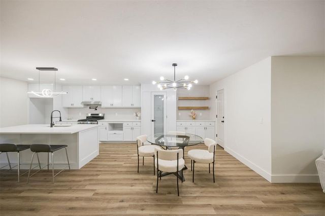 2020 hasley dr Drive, The Village, OK 73120