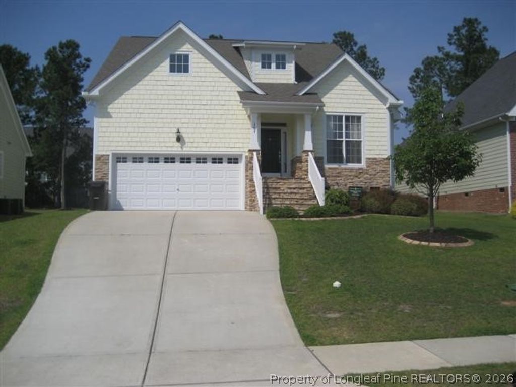 167 Lamplighter Way, Spring Lake, NC 28390