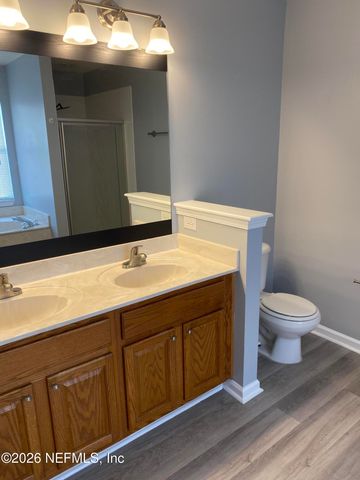 1805 FOREST CREEK Drive, Jacksonville, FL 32225