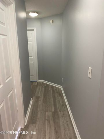 1805 FOREST CREEK Drive, Jacksonville, FL 32225