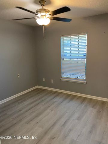 1805 FOREST CREEK Drive, Jacksonville, FL 32225