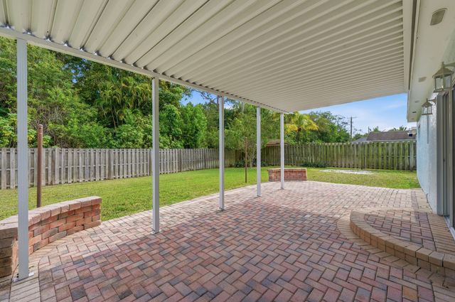 22672 SW 54th Avenue, Boca Raton, FL 33433