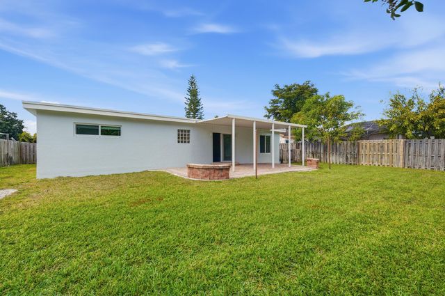 22672 SW 54th Avenue, Boca Raton, FL 33433