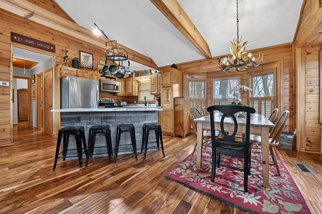 1189 Walnut Ridge, Ellijay, GA 30536
