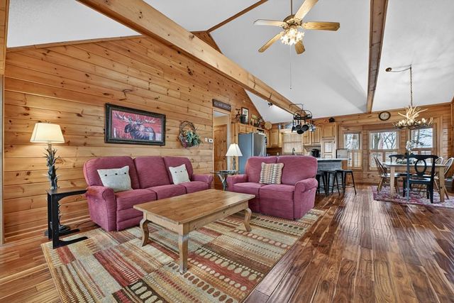 1189 Walnut Ridge, Ellijay, GA 30536