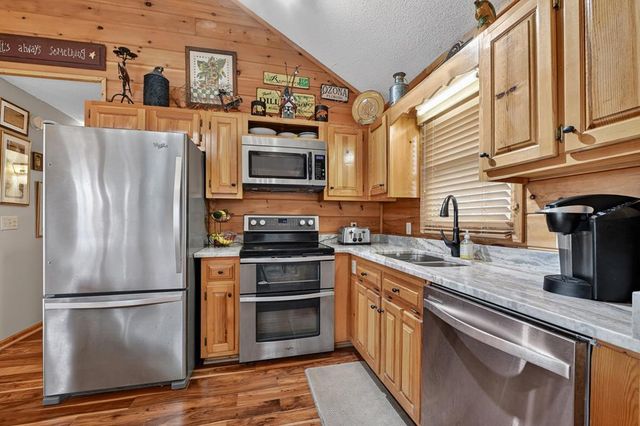 1189 Walnut Ridge, Ellijay, GA 30536