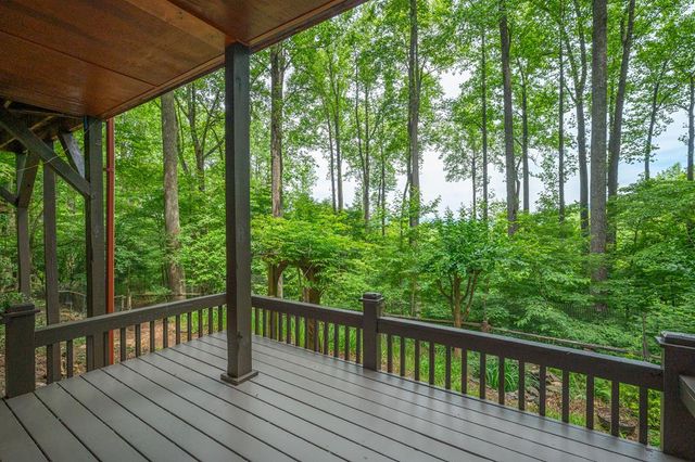 1189 Walnut Ridge, Ellijay, GA 30536