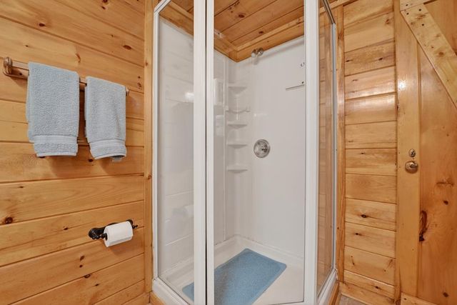 1189 Walnut Ridge, Ellijay, GA 30536