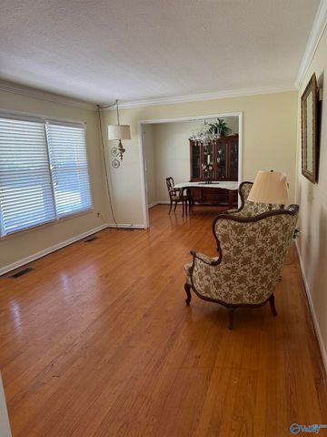 8600 Hickory Hill Lane SE, Huntsville, AL 35802