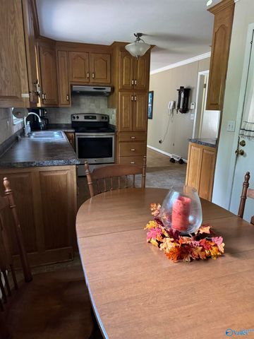 8600 Hickory Hill Lane SE, Huntsville, AL 35802
