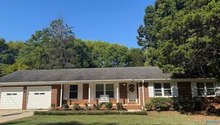 8600 Hickory Hill Lane SE, Huntsville, AL 35802