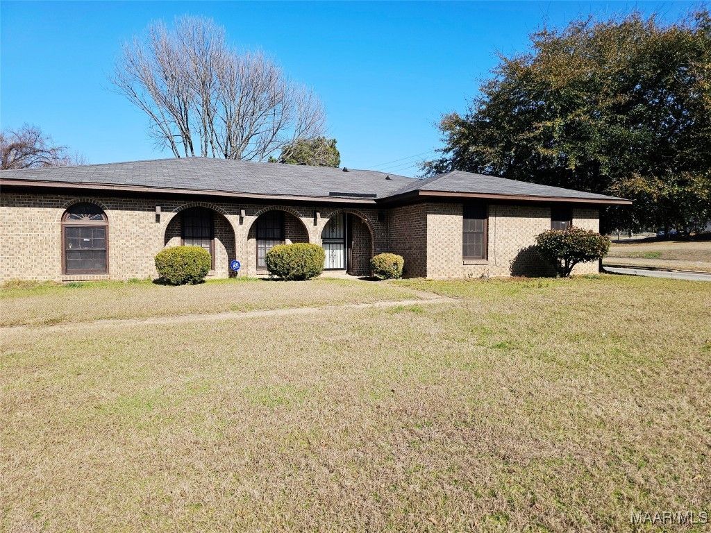 2300 CHAPPELL Street, Montgomery, AL 36108