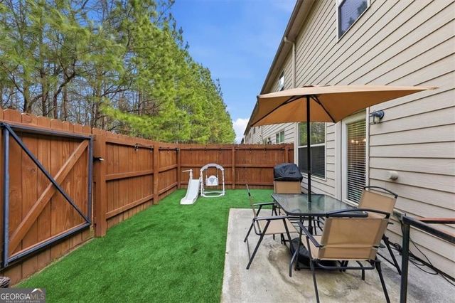 5527 Radford Loop, Fairburn, GA 30213