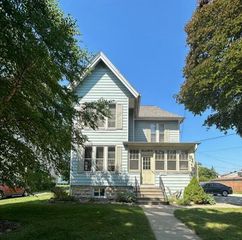 6018 14th AVENUE, Kenosha, WI 53143