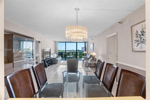 20515 E Country Club Drive 849, Aventura, FL 33180