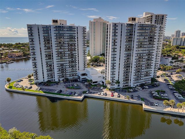 20515 E Country Club Drive 849, Aventura, FL 33180
