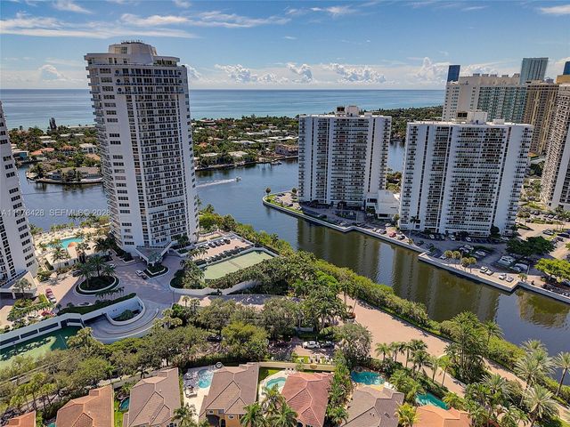 20515 E Country Club Drive 849, Aventura, FL 33180